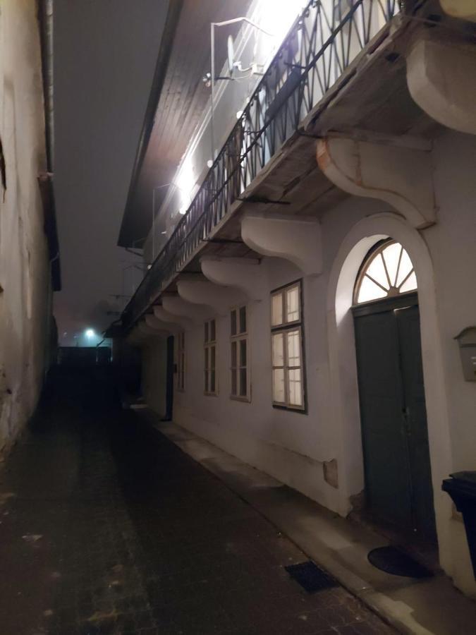 Апартаменты Via Tokaj Vendeghaz Шаторальяуйхей Экстерьер фото